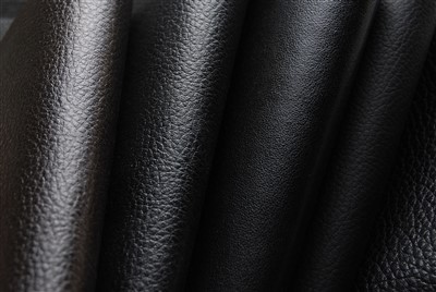 Armeijan ja poliisin kengän nahka